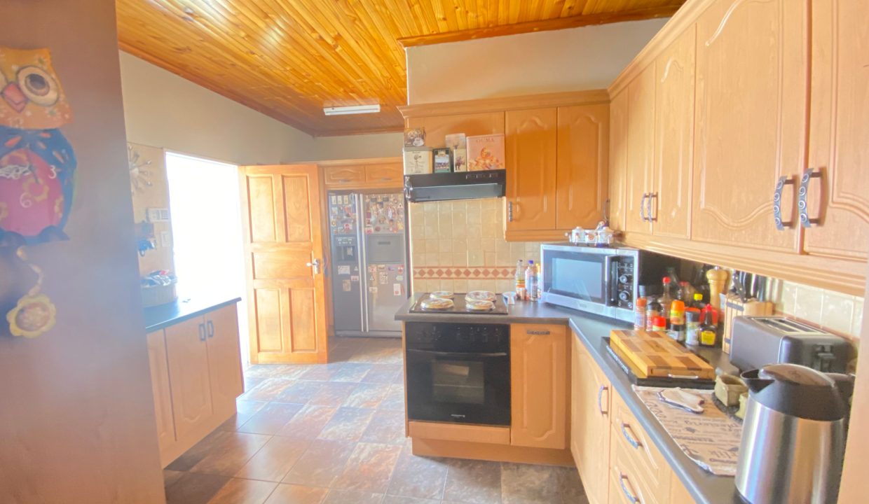 kitchen (1)